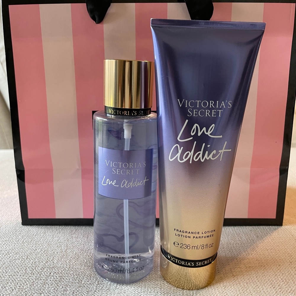 Victoria’s Secret Love Addict set